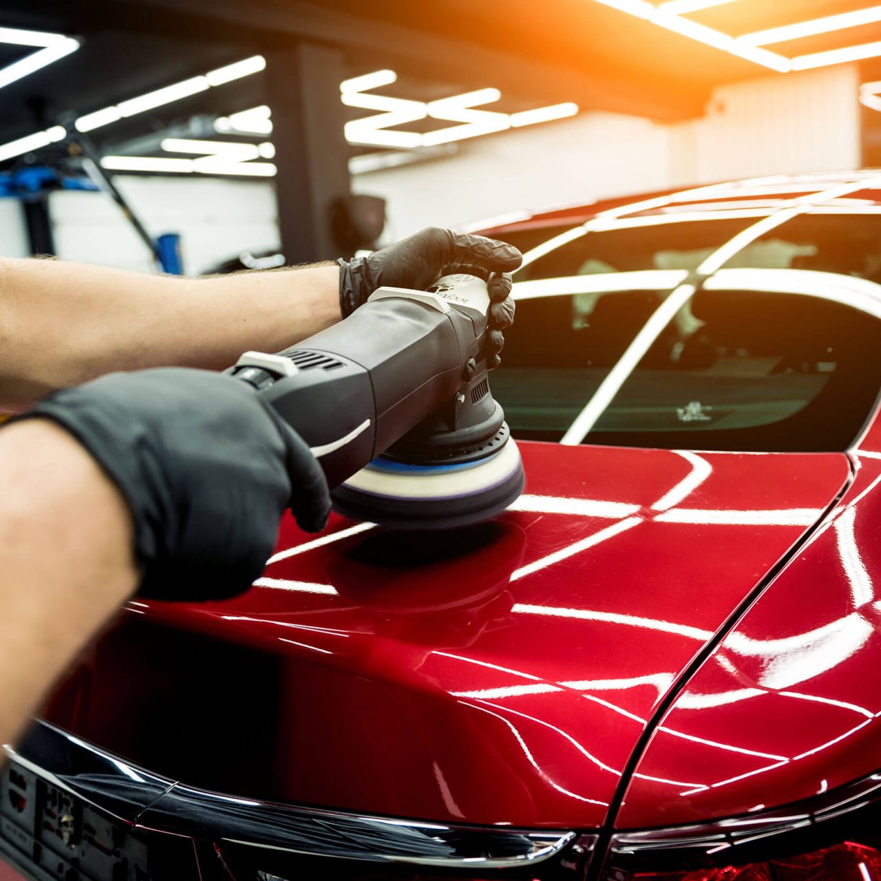 Car detailing services in Dubai – professional car polishing at Carmend