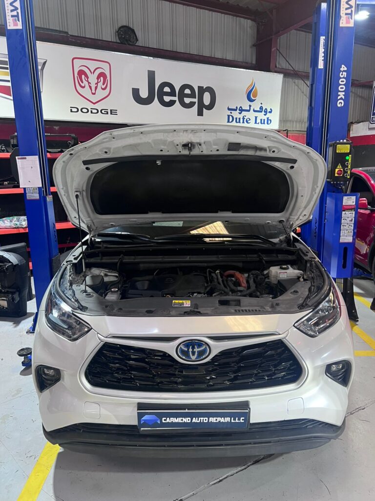 Toyota Land Cruiser Engine Service