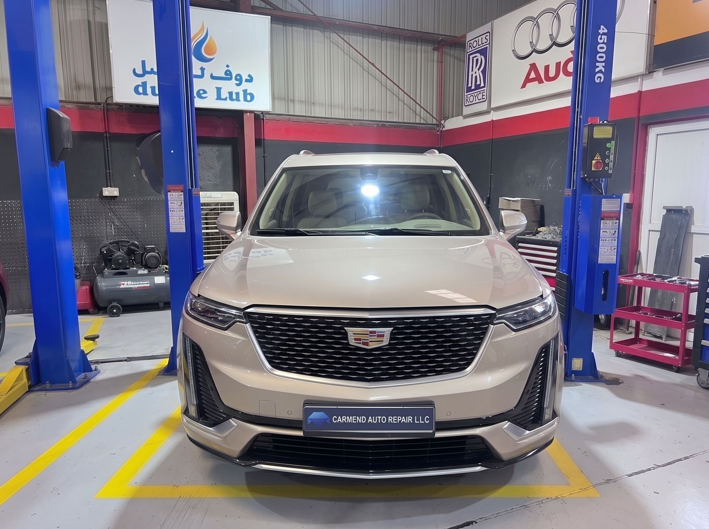 Best garage for Cadillac repair Dubai at Carmend